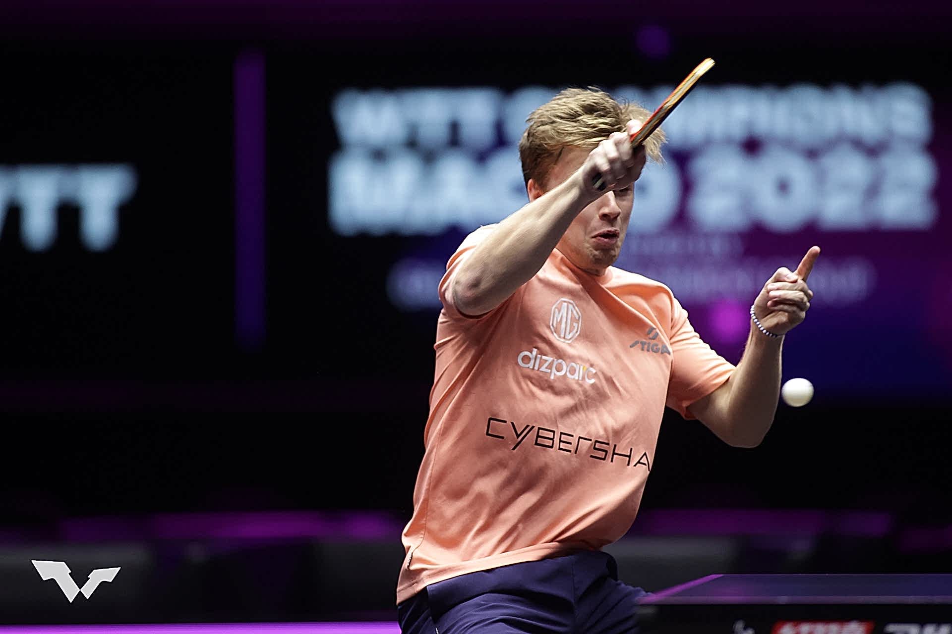 Truls modegard forehand